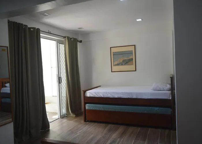 A T Family Bed & Breakfast